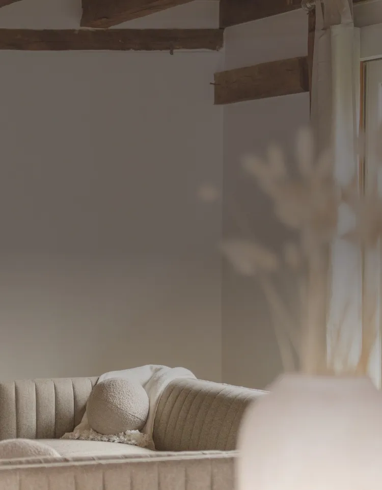 Buy a home hero mobile image